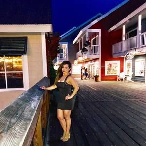 Meet your Posher, Ana